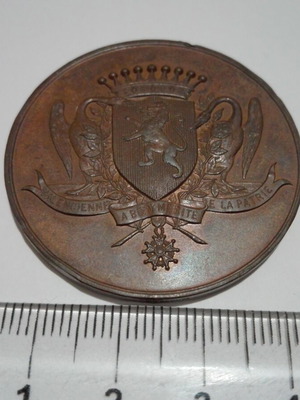 French medal used with royal crown and coat of arms