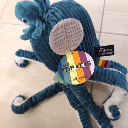 Octopus plush with baby octopus, Los Delingos, new