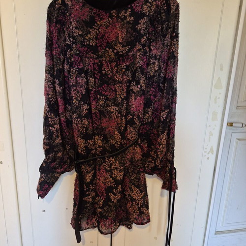 Attrattivo floral dress large with wide sleeves and belt new