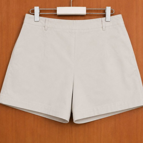 Iso beige cotton shorts like new, size L 40 12