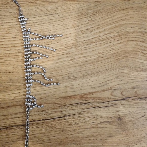 Rhinestone fringe piece silver toned, like new
