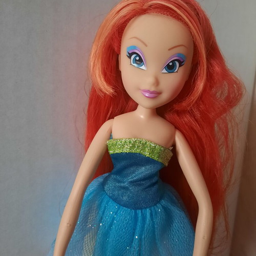 Winx Club Bloom Harmonix doll used by Witty Toys collectible