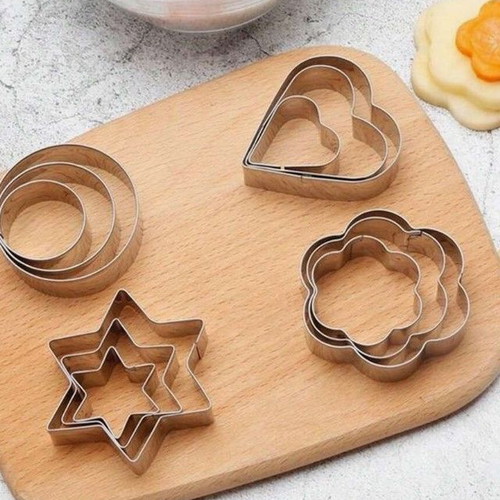 Set of 12 stainless steel cookie cutters Spices Bazaar new