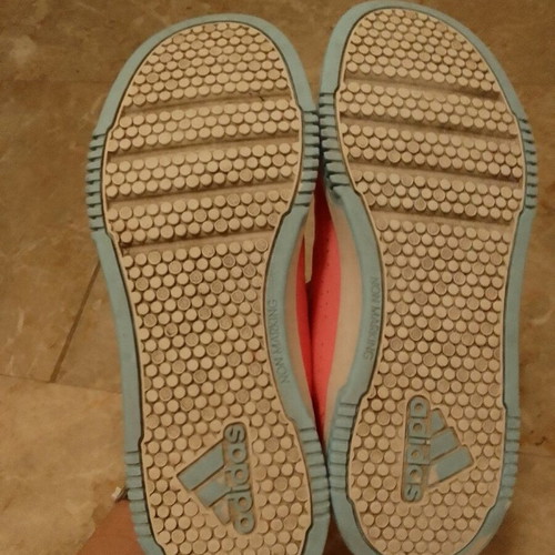 Adidas 37 1/3 leather athletic shoes used, pink