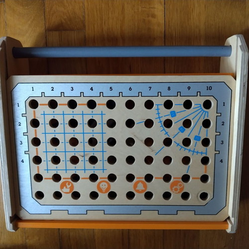 Hape Early Explorer wooden science experiment toolbox like new