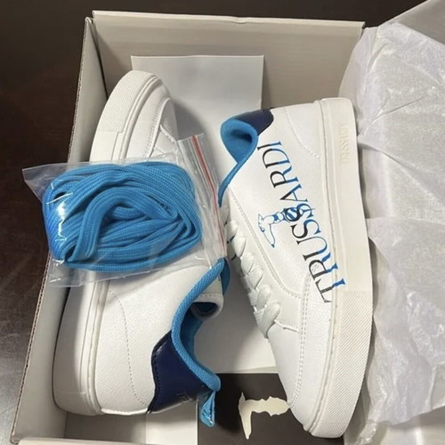 Trussardi Jeans Sneakers like new, size 41-41.5, white