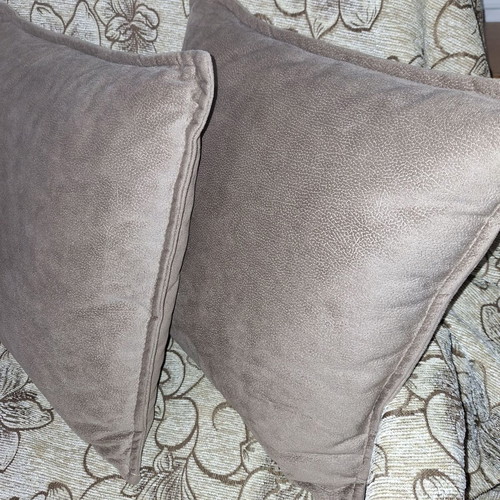 Decorative pillows new, set of 3, beige 35x35 cm