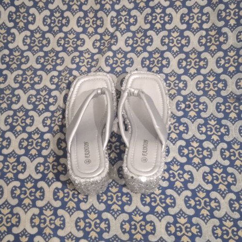 Women's platform shoes new, size 38, silver