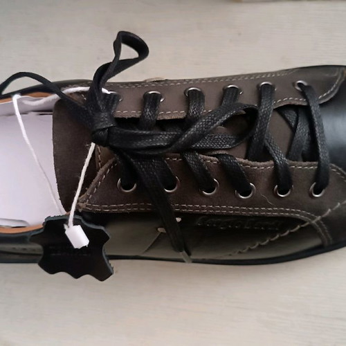 Men's leather shoes brown new, size 43