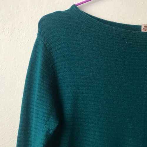 Passione midi knitted dress cypress like new