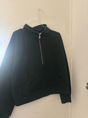 GAP green sweatshirt like new