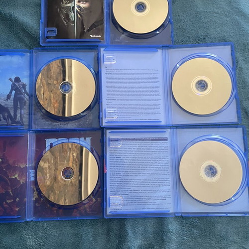 PlayStation 4 games like new, individual or bundle pack