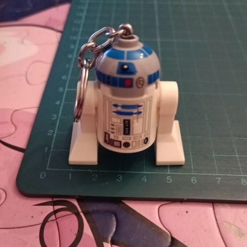 Lego Star Wars R2-D2 Key Light like new