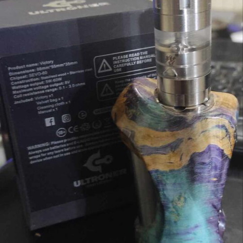 Ultroner Victory 60W VV VW Box Mod new, stabwood and stainless steel