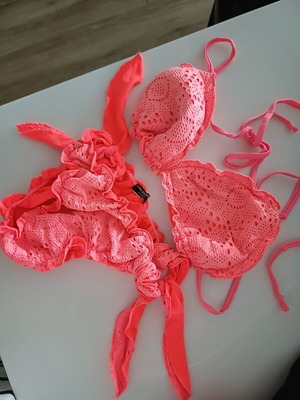 Calzedonia swimsuit used, size small, pink