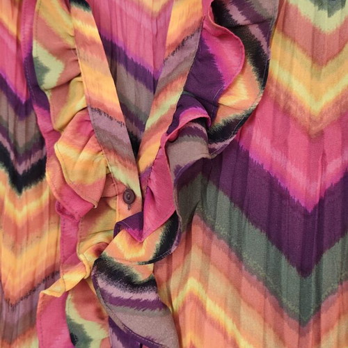 Alison Taylor summer shirt with ruffles like new, multicolor