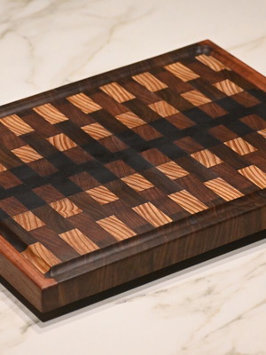 Χειροποίητος Πάγκος Κοπής Κατόπιν Παραγγελίας από Έβενο, Καρυδιά και Τριανταφυλλιά