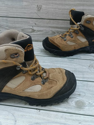 McKinley Kids Fit Leather Shoes size 34 like new, beige and brown