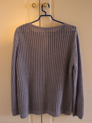 Infinity pullover like new, blue and gray