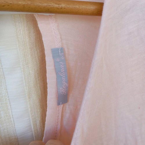 Regalinas blouse with lace and bow like new, pink