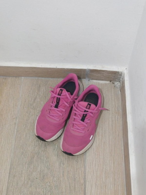 Nike Revolution ροζ sneakers, EUR 39 / US 6.5Y / UK 6