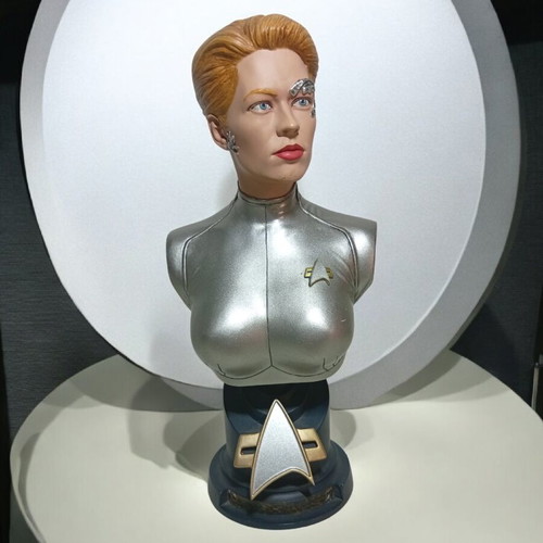 Star Trek Voyager Seven of Nine Limited Edition Bust by Sideshow Collectibles