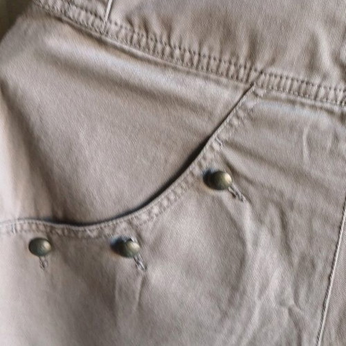 Abercrombie & Fitch high-waisted bermuda shorts like new, beige, size M