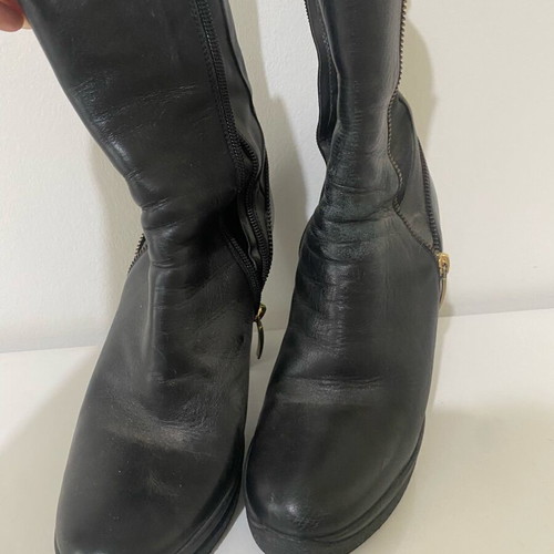 Cesare Paciotti 4US Black Leather Heeled Boots Size 39 used