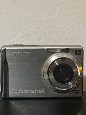 Sony Cybershot DSC-W200 camera used, for parts, no charger or battery