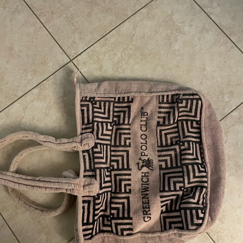 Beach bag used with added zipper