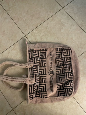 Beach bag used with added zipper
