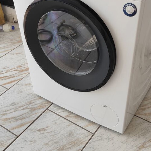 Bosch washing machine 9 kg like new, fully functional