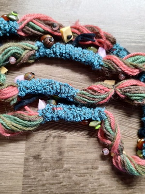 Handmade necklace with threads like new