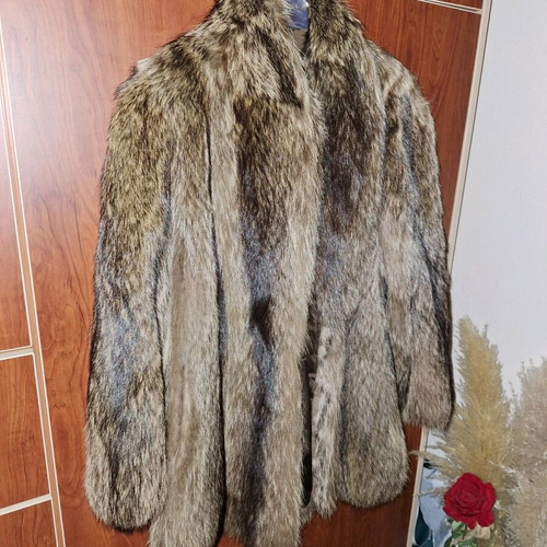 Raccoon fur coat like new, beige and brown