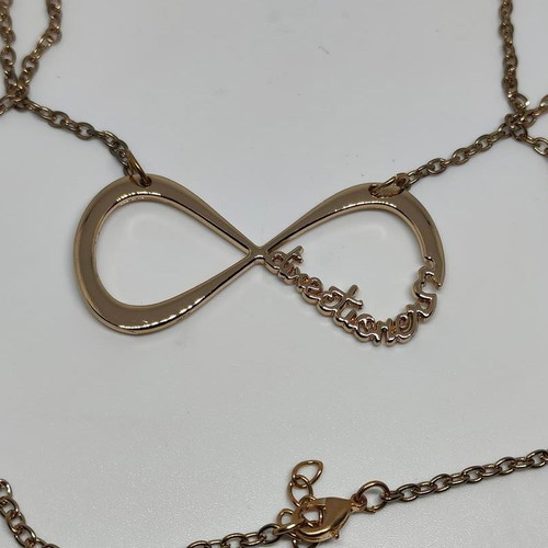 One Direction Infinity Necklace like new, rose gold color