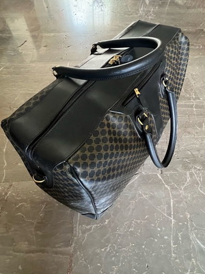 Belle large travel sack like new, black with ochre geometric pattern