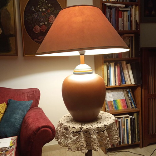 French table lamp like new with ceramic base and fabric shade