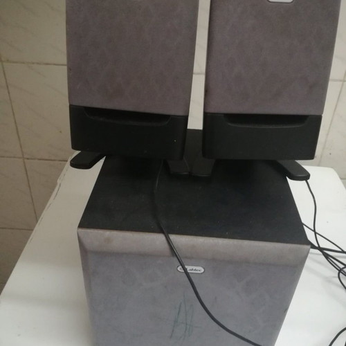 Computer speakers with good performance 1 sub and 2 small