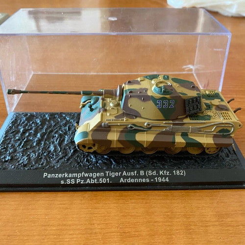Tiger-1944 battle tank miniature used, collectible