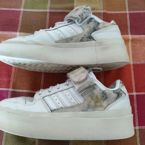 Adidas Forum ladies sneakers used, size 37, white