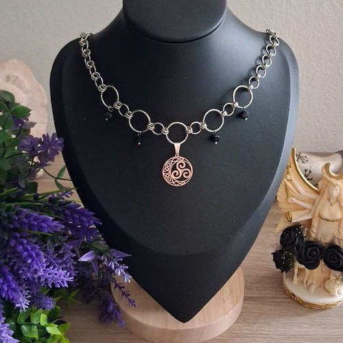 Handmade stainless steel chainmail choker necklace