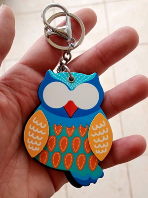 Owl keychain with mirror used