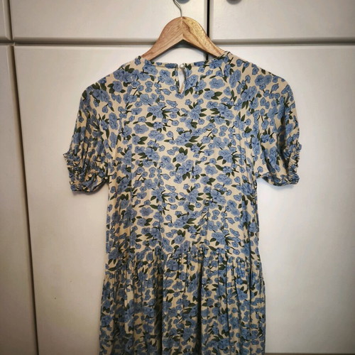 Floral kids dress size 140cm like new, blue