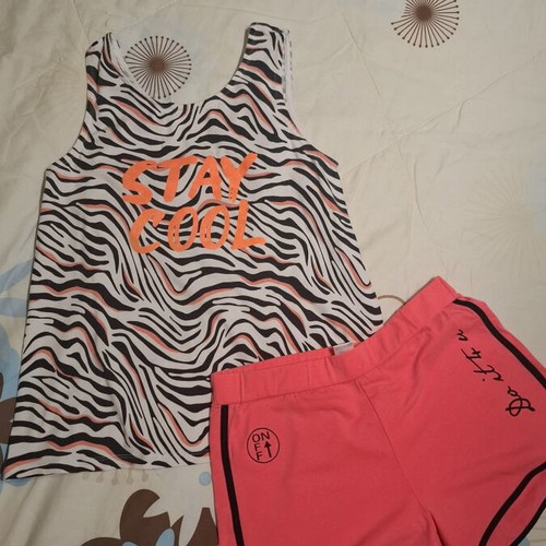 Sprint girls' set like new, colorful shorts and tank top
