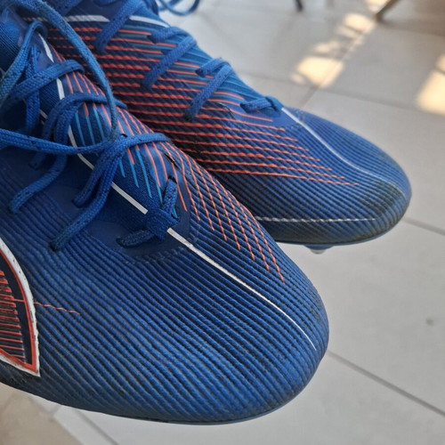 Puma football shoes size 46, blue