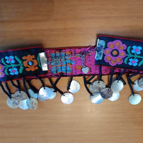 Ethnic choker with flowers and beads like new, boho fabric with stainless steel chain