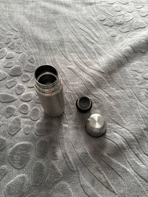 Thermos aluminum 500ml like new with built-in cup