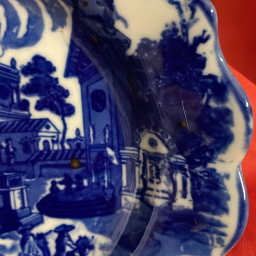 Ceramic plate blue ink with London scene and stamp