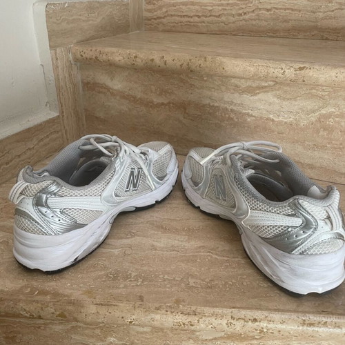 New Balance athletic shoes used, size 40.5, white and gray
