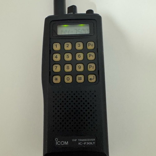 Icom IC-F30LT professional 5 watt transceiver like new